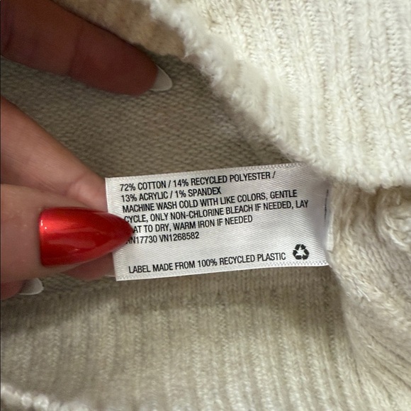 Universal Thread Sweater 2 Piece Bundle Size L - Picture 4 of 9